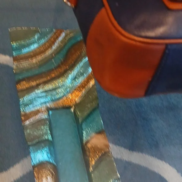 Coach Cream and Navy Satchel - Picture 7 of 11